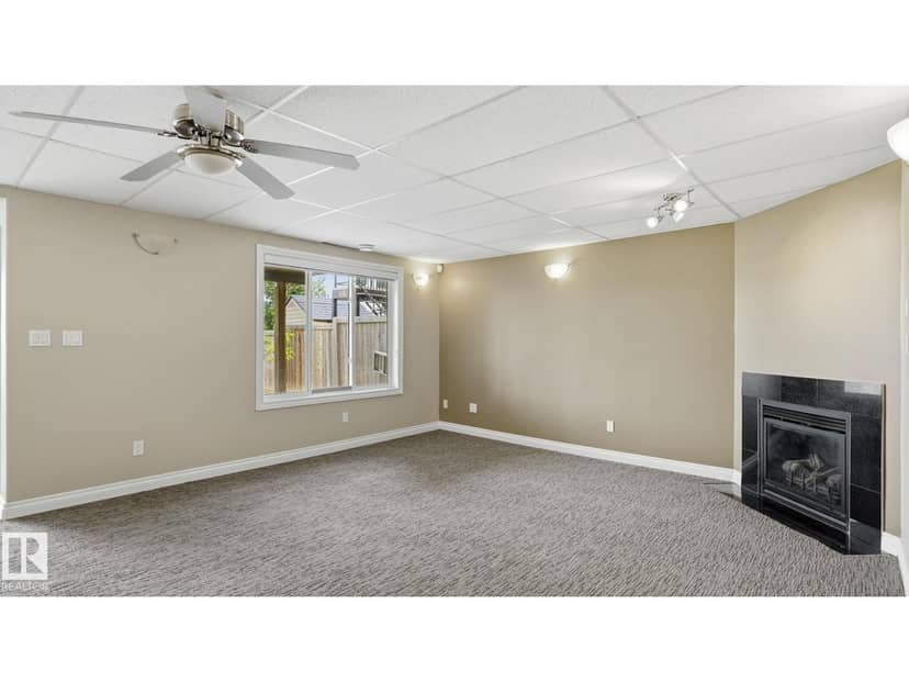 6116 53 AV — photo 31 of 40