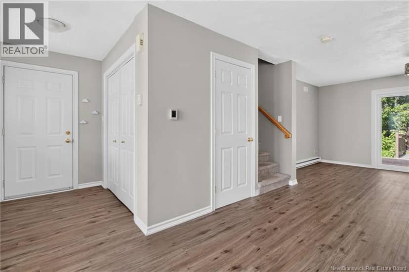 93 Shannon Drive — photo 7 of 40