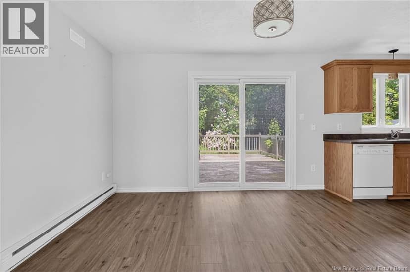 93 Shannon Drive — photo 10 of 40