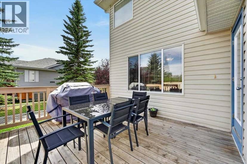 625 Somerset Drive SW — photo 16 of 40