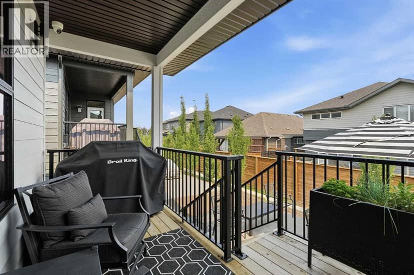 648 Shawnee Terrace SW — photo 32 of 40