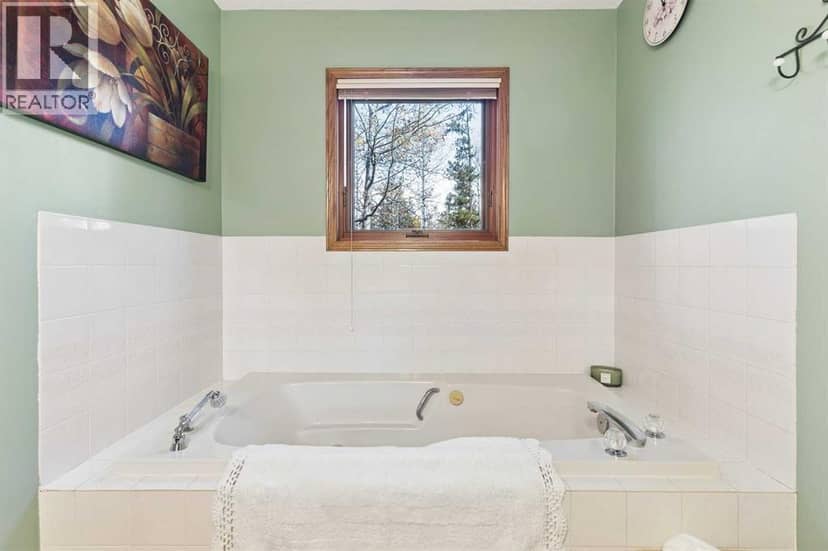 79 Meadow View Road — photo 18 of 40