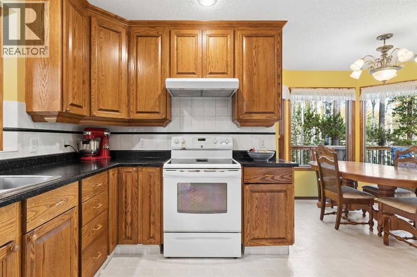 79 Meadow View Road — photo 11 of 40