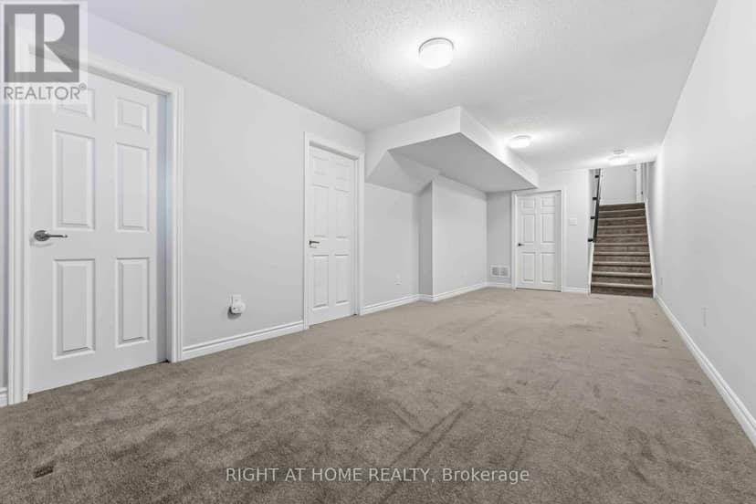 709 Derreen Avenue — photo 32 of 36