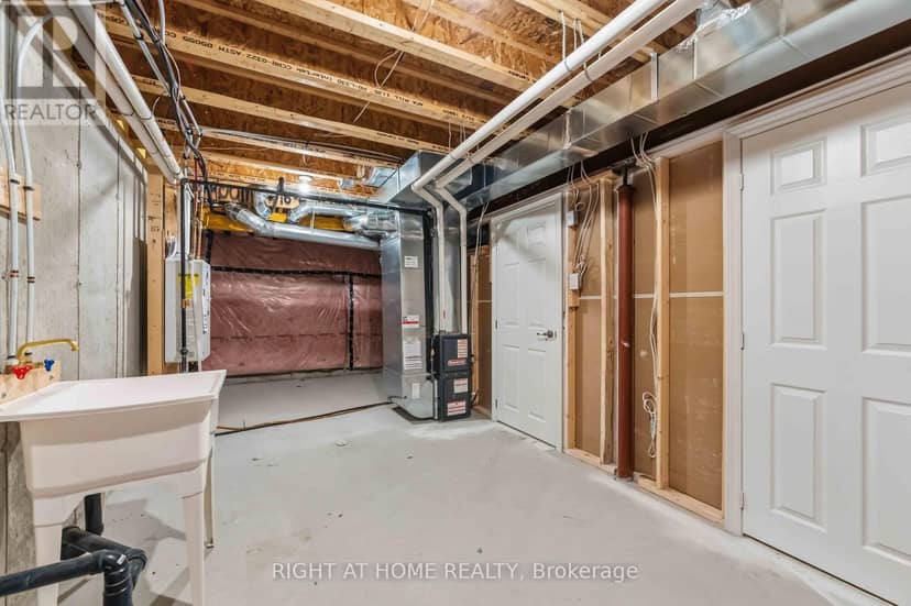709 Derreen Avenue — photo 35 of 36
