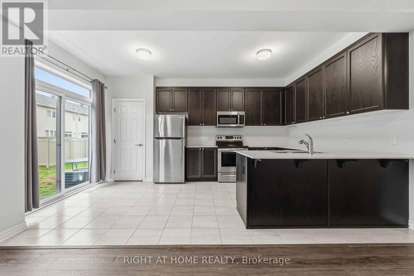 709 Derreen Avenue — photo 9 of 36