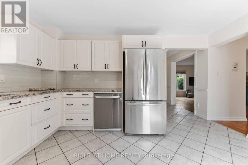 26 Denham Way — photo 14 of 26