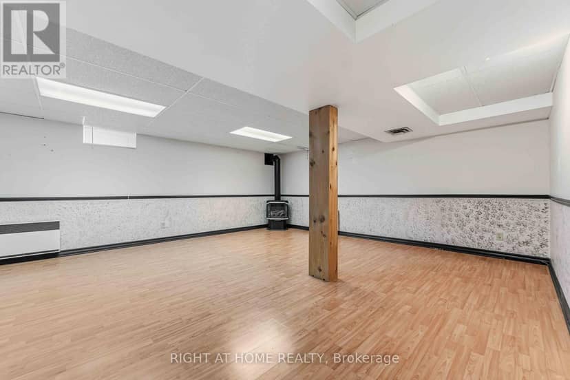 26 Denham Way — photo 24 of 26