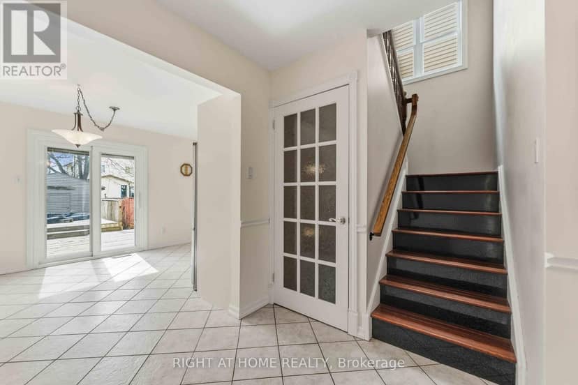 26 Denham Way — photo 5 of 26
