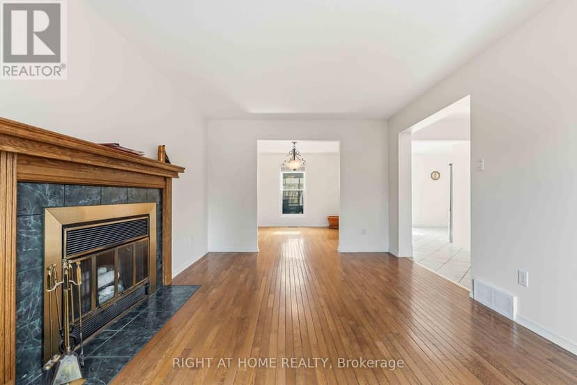 26 Denham Way — photo 8 of 26