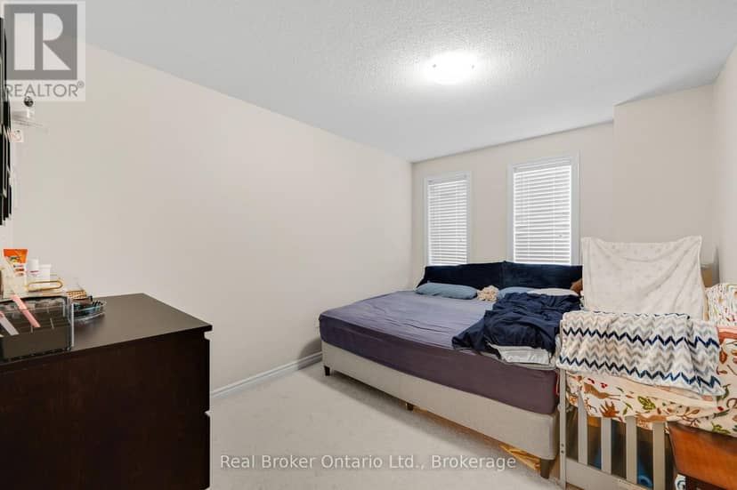 80 - 88 Decorso Drive — photo 18 of 22