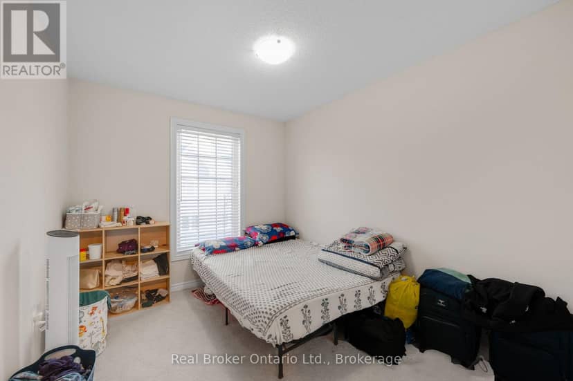 80 - 88 Decorso Drive — photo 21 of 22