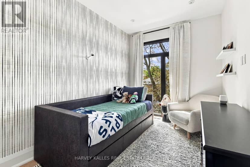 57 Roseneath Gardens — photo 28 of 36