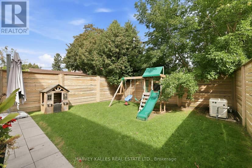 57 Roseneath Gardens — photo 33 of 36