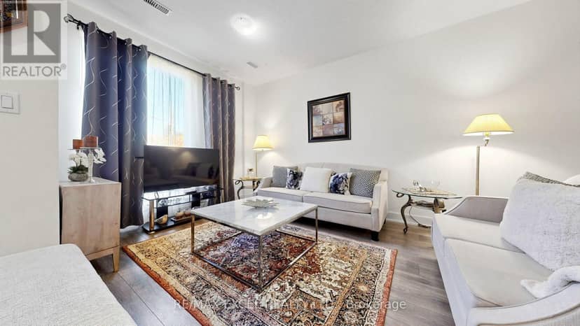 TH108 - 19 Allenbury Gardens, Toronto, photo 6