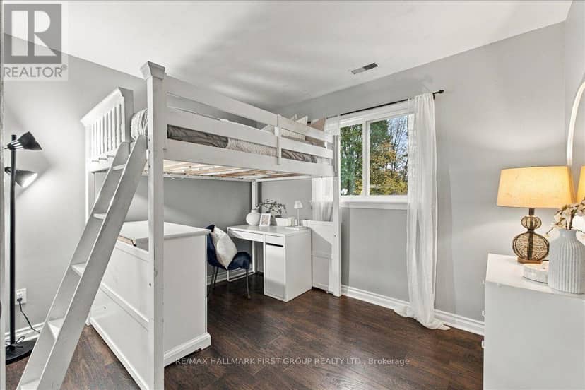 4 - 1415 Fieldlight Boulevard — photo 30 of 40