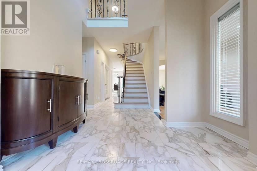 63 Baynards Lane — photo 20 of 40