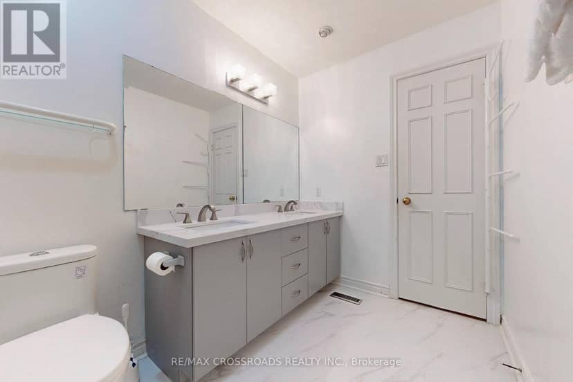63 Baynards Lane — photo 39 of 40
