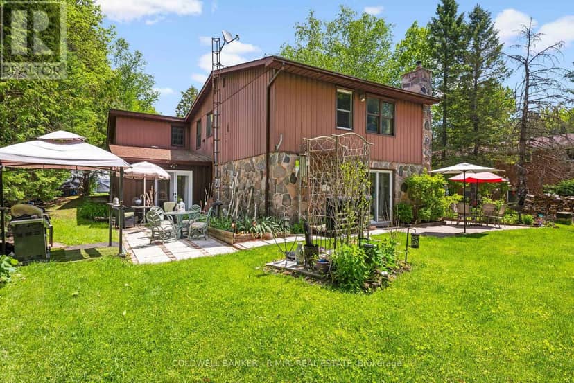204 Acton Road, Uxbridge, photo 3