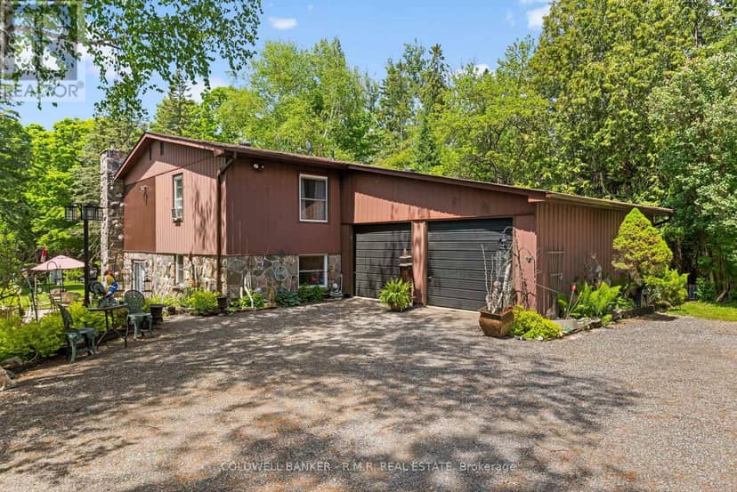 204 Acton Road, Uxbridge, photo 4