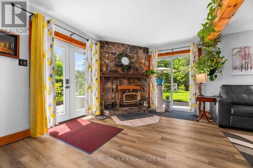 204 Acton Road, Uxbridge, photo 7