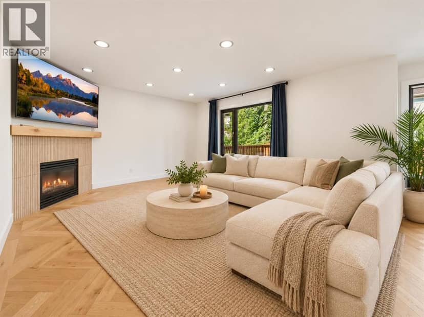 8 Strathlea Close SW, Calgary, photo 6