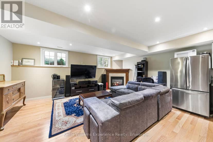 8 West Street — photo 14 of 36