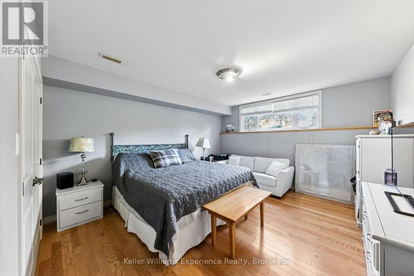8 West Street — photo 18 of 36
