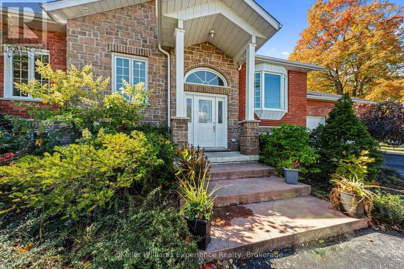 8 West Street, Penetanguishene, photo 3