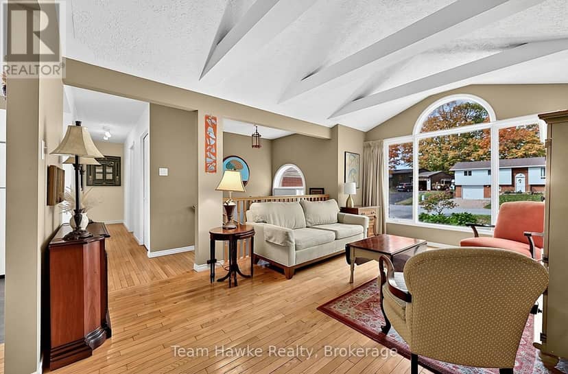 16 Brule Street, Penetanguishene, photo 8