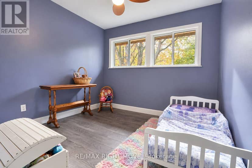 6 - 67 Fittons Road E — photo 15 of 33