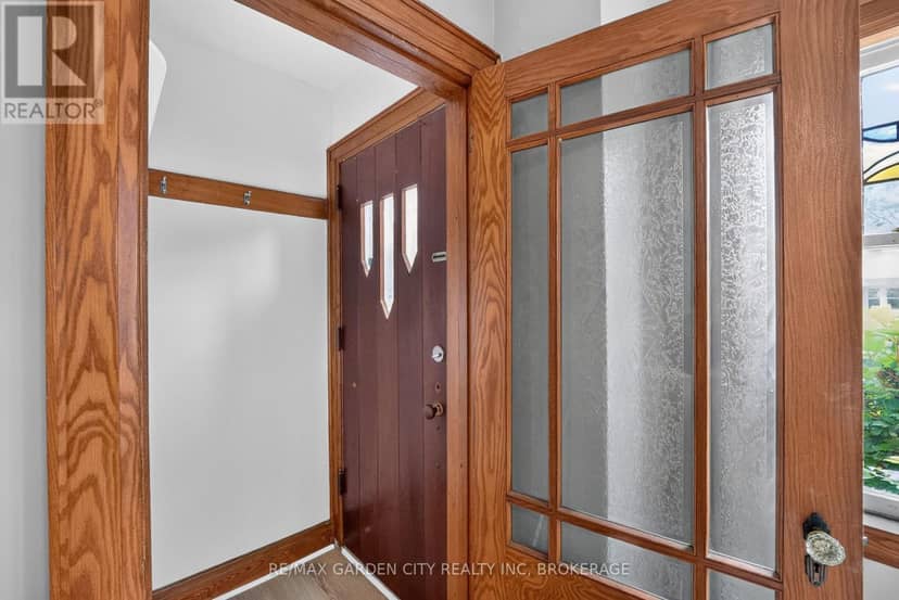 74 Wiley Street — photo 3 of 40