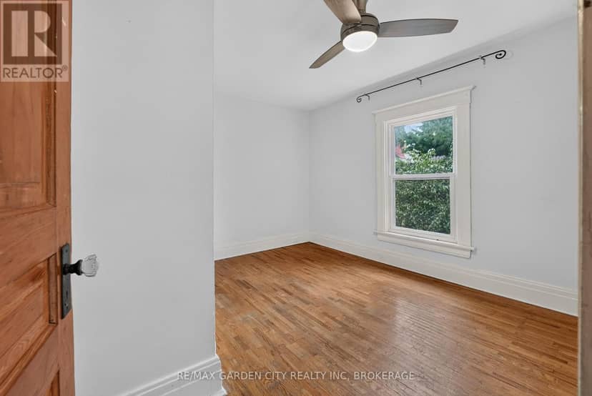 118 Lowell Avenue — photo 19 of 30