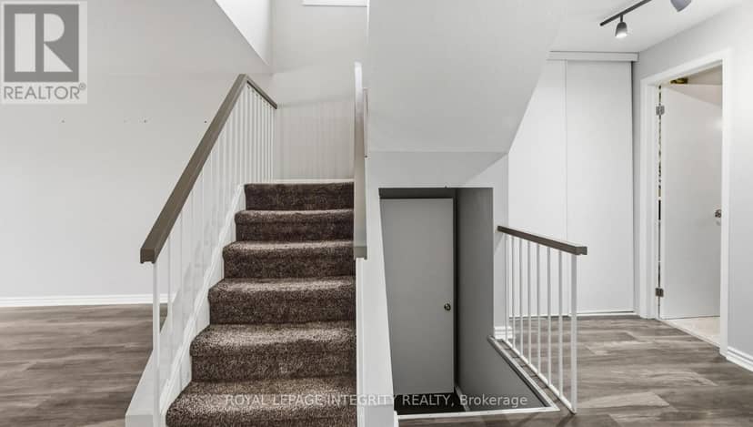 1080 Des Ormes Place — photo 11 of 40