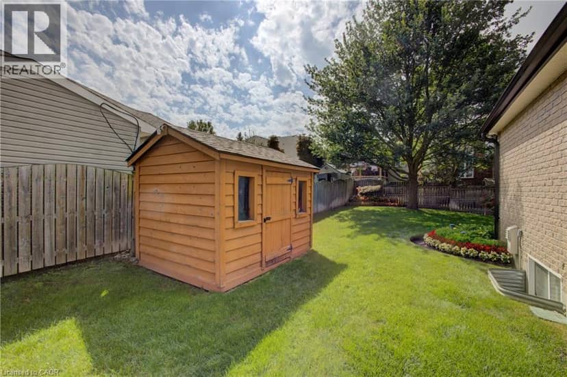 457 CARYNDALE Drive — photo 34 of 40