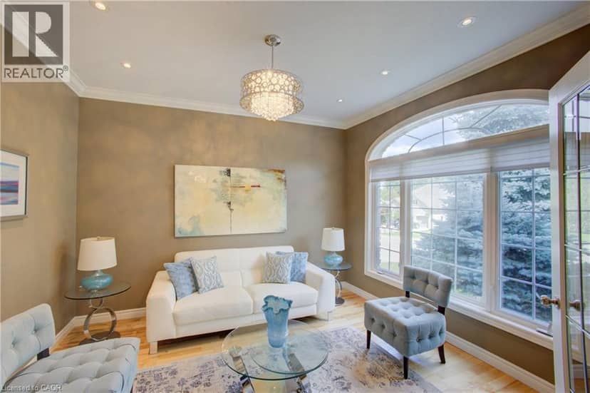 457 CARYNDALE Drive — photo 9 of 40