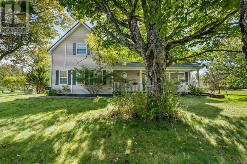 5834 Highway 2, Bass River, photo 2