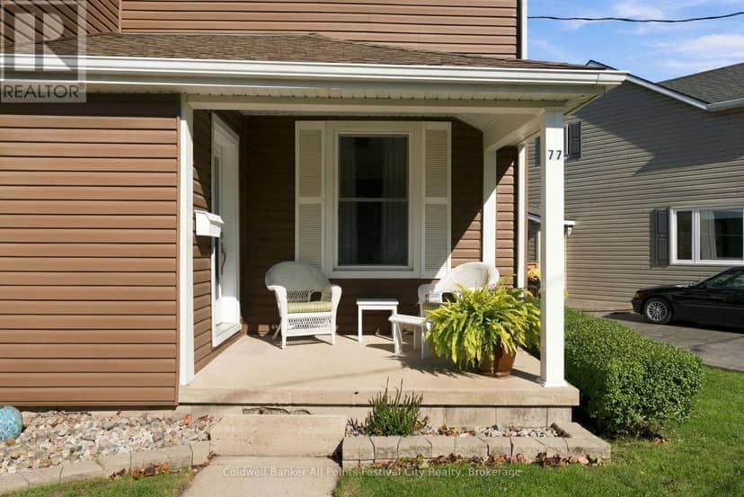 77 Napier Street, Goderich, photo 2