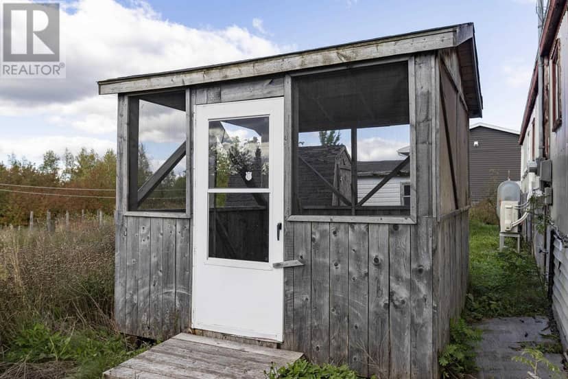 21 Harrison Avenue, Springhill, photo 3