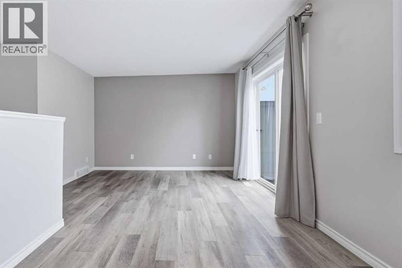 103, 760 Railway Gate SW, Airdrie, photo 7