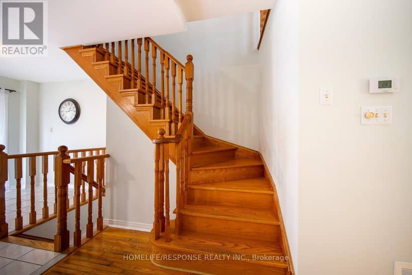 25 - 450 Bristol Road E — photo 14 of 33