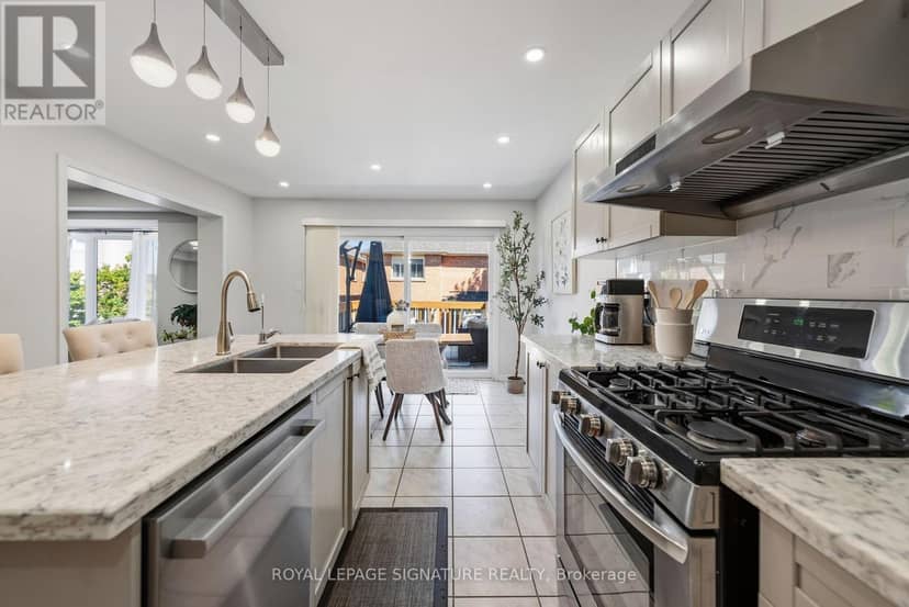 3195 Munson Crescent, Burlington, photo 5