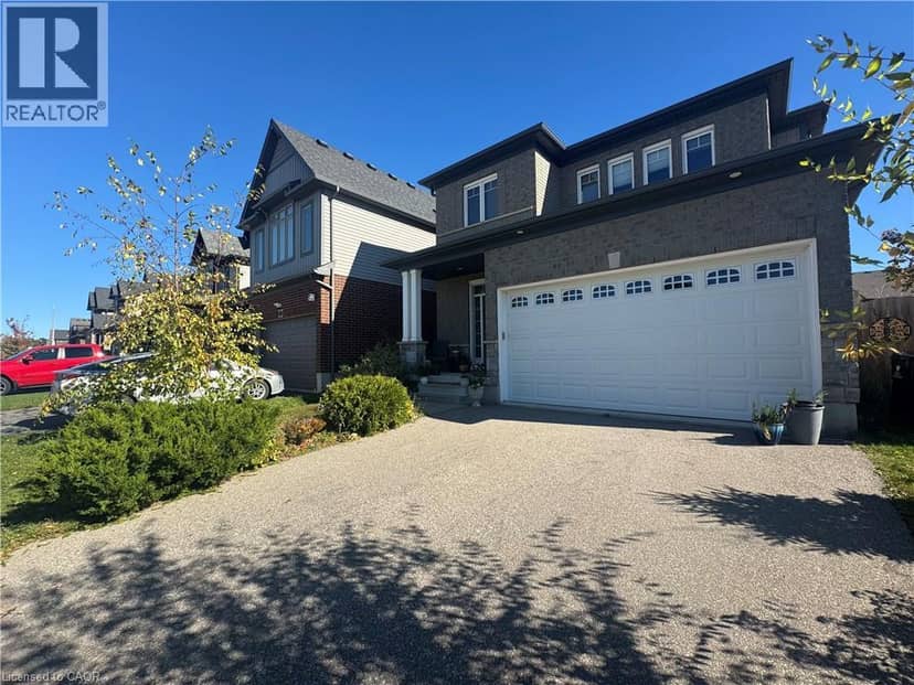 348 FREURE Drive, Cambridge, photo 3