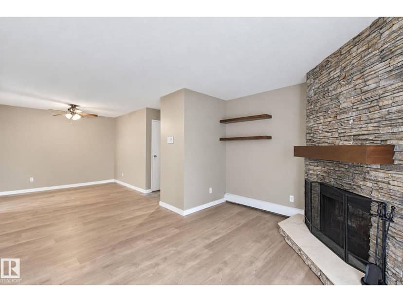 #101 340 Woodbridge WY, Sherwood Park, photo 2