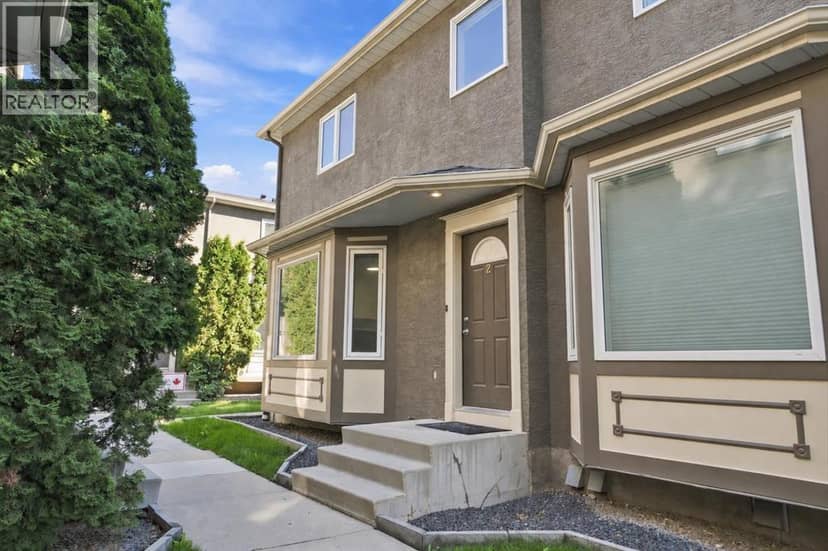 2, 2132 35 Avenue SW, Calgary