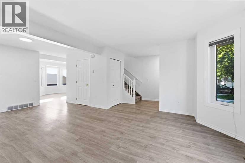 2, 2132 35 Avenue SW, Calgary, photo 6