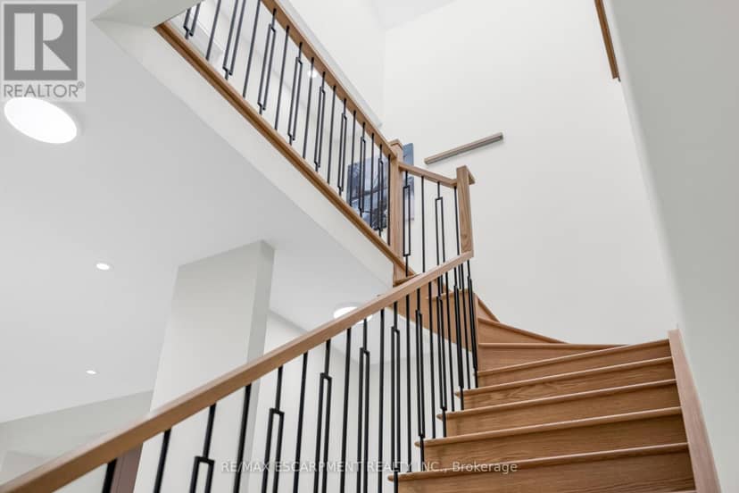 154 Mill Street — photo 38 of 40