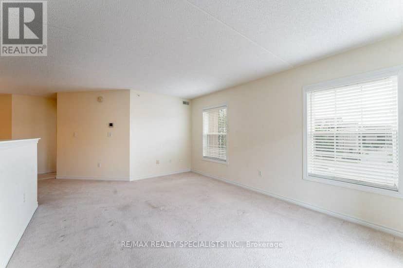 313 - 1340 Main Street E — photo 15 of 39
