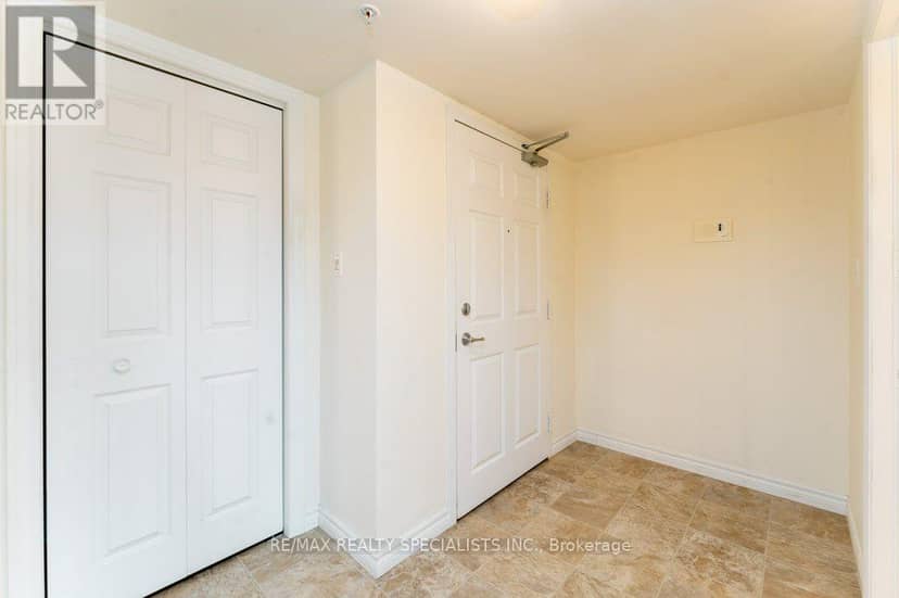313 - 1340 Main Street E — photo 7 of 39