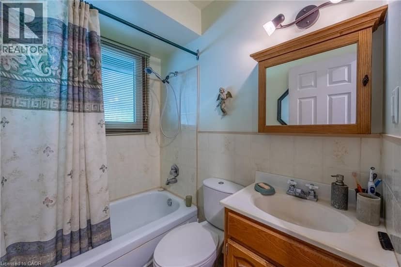 78 PARKER Drive — photo 15 of 33